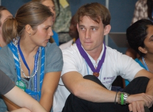 Kristina (WAGGGS) und Quintin (WOSM) als "Spokes" im YOUNGO Spokes Council